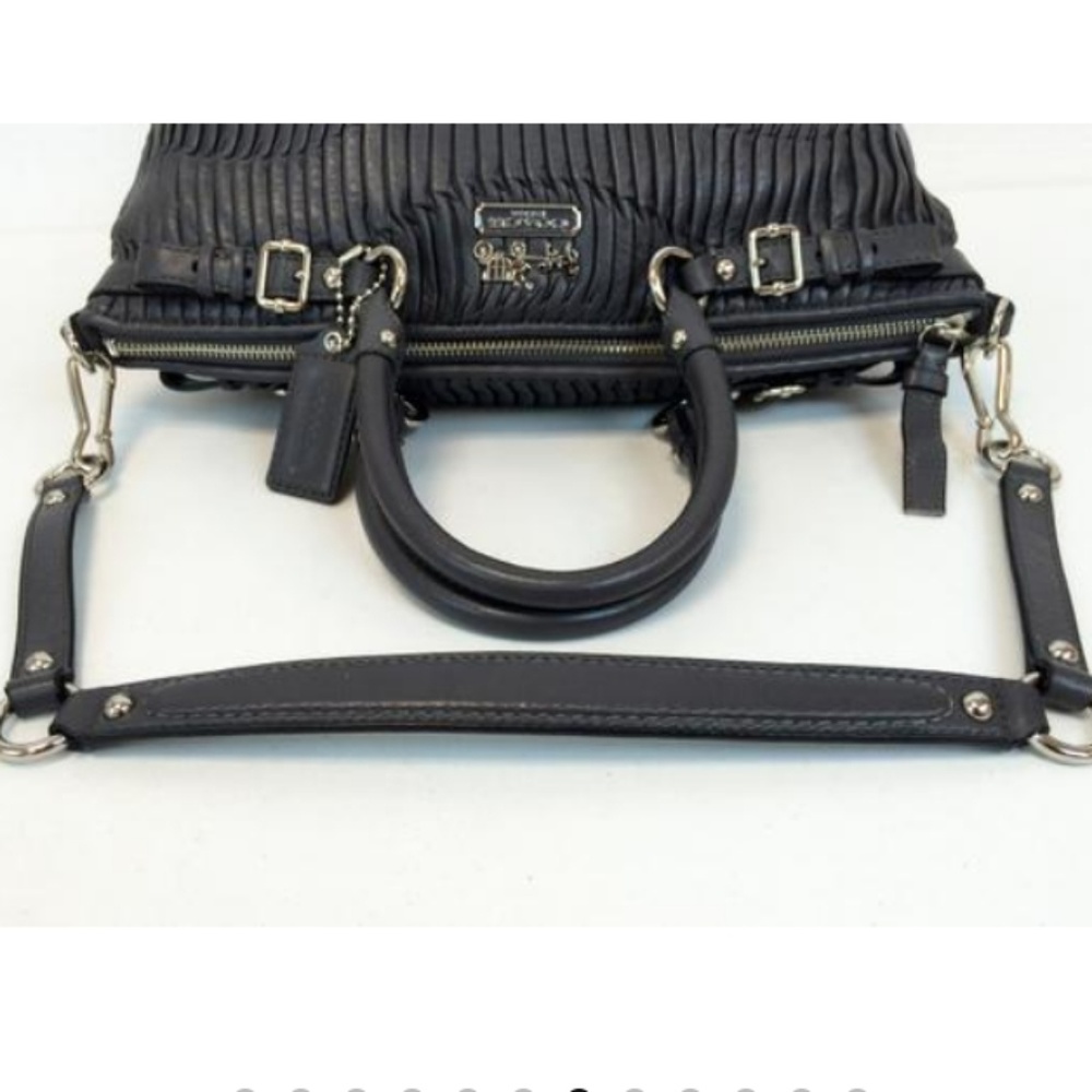 Coach Handbag - Picture 2 of 4